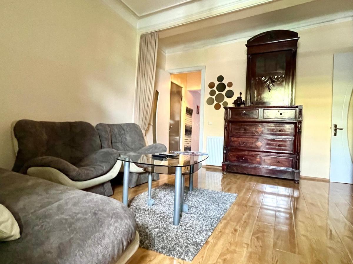 Apartment In Old Tbilisi Orbeliani Square Экстерьер фото