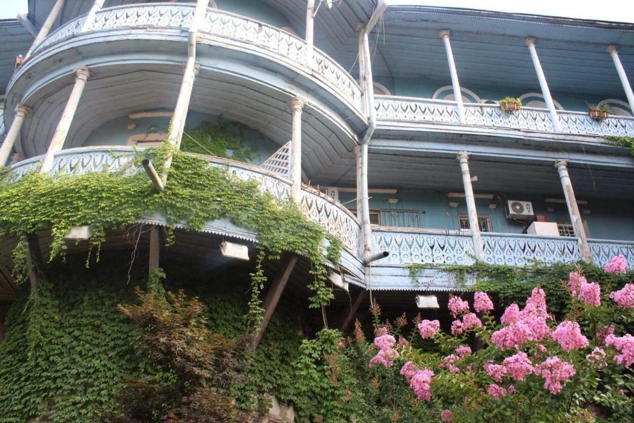 Apartment In Old Tbilisi Orbeliani Square Экстерьер фото